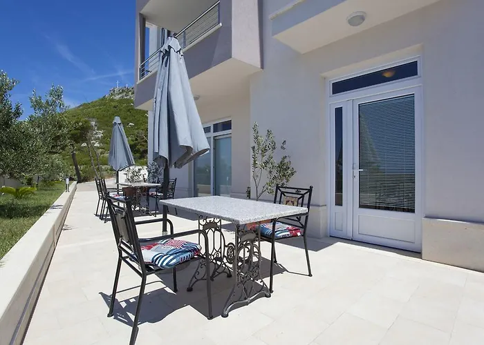 Marco דירה מאקרסקה