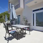 Marco アパート マカルスカ